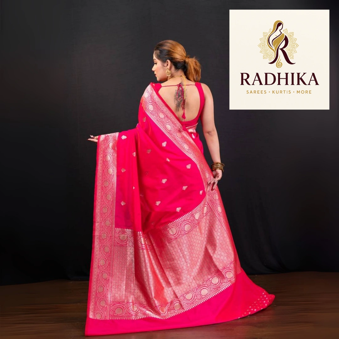 Pink pure banarasi katan silk saree with silver zari booti and border pallu - Image 3